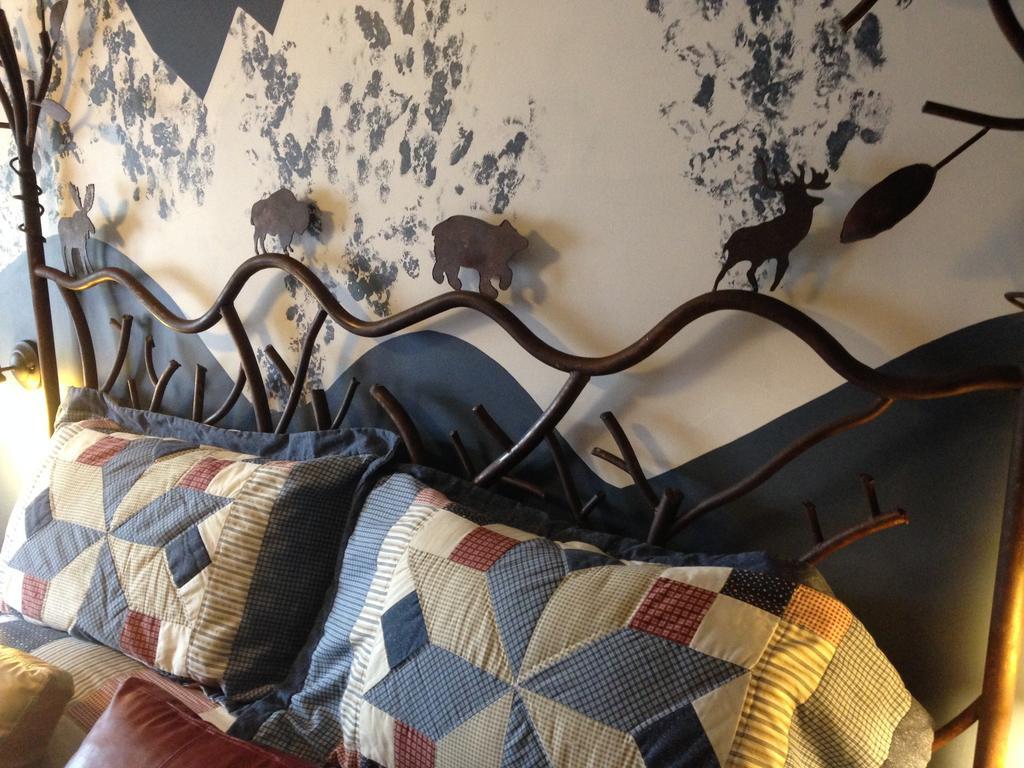 Old Town Guesthouse B & B Колорадо Спрингс Екстериор снимка