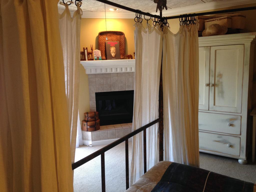 Old Town Guesthouse B & B Колорадо Спрингс Стая снимка